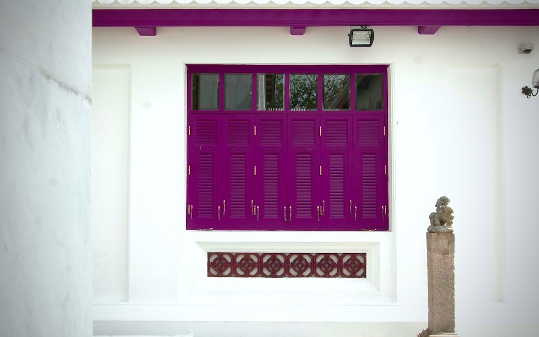 تصميم مدخل المنزل بالدهانات المضيئة